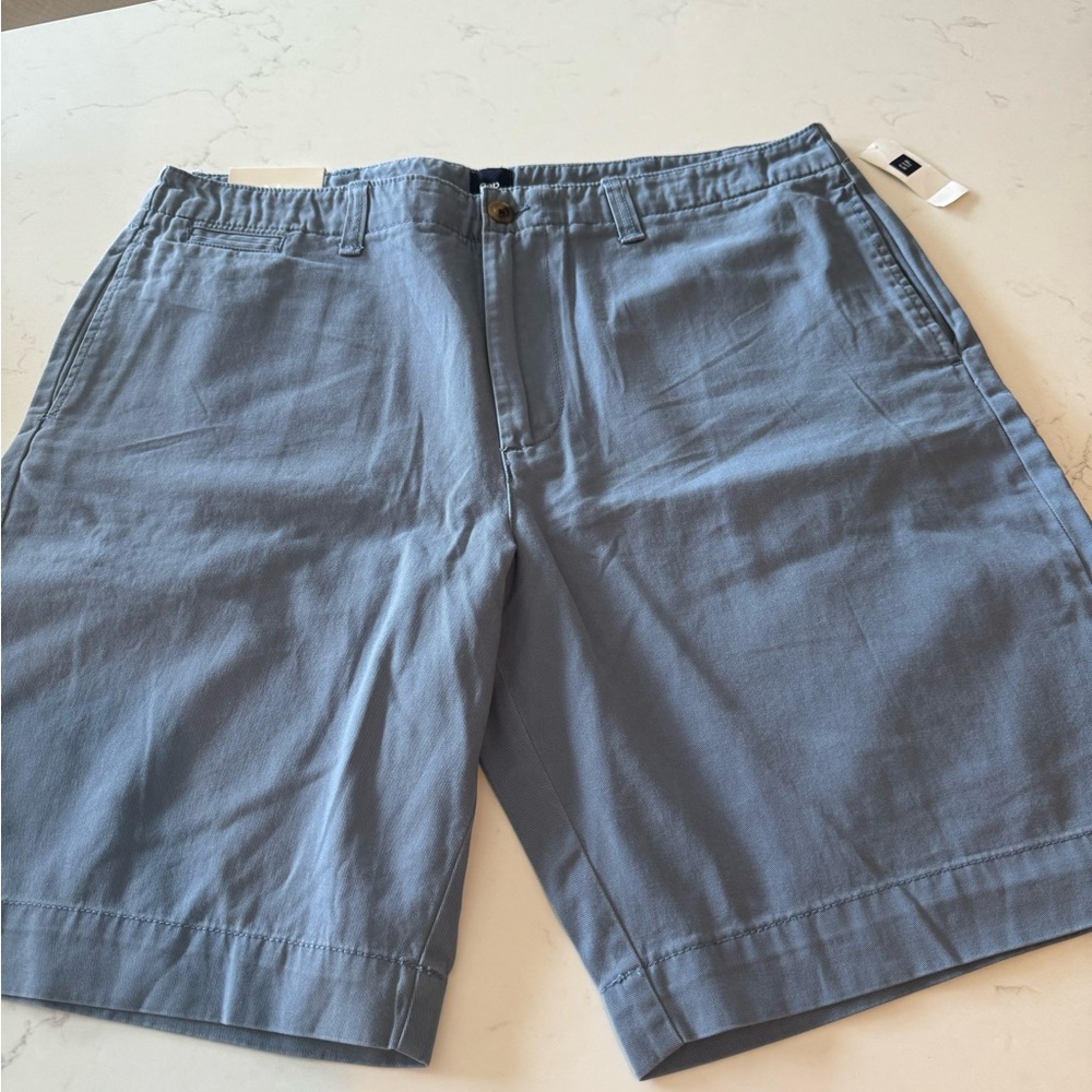 Men’s shorts new w tags